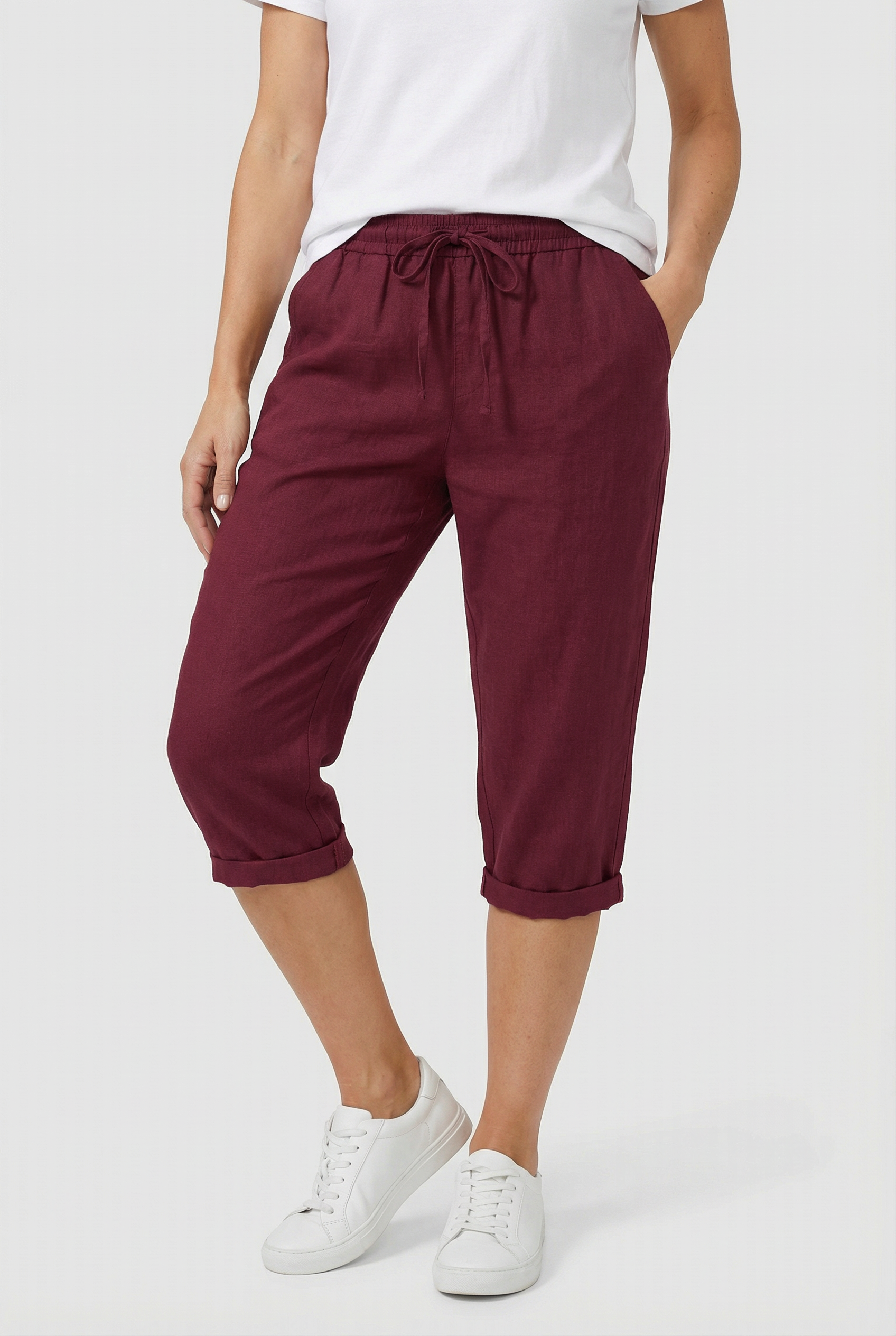 Linen capri trousers with elasticated waist in Burgundy, front view